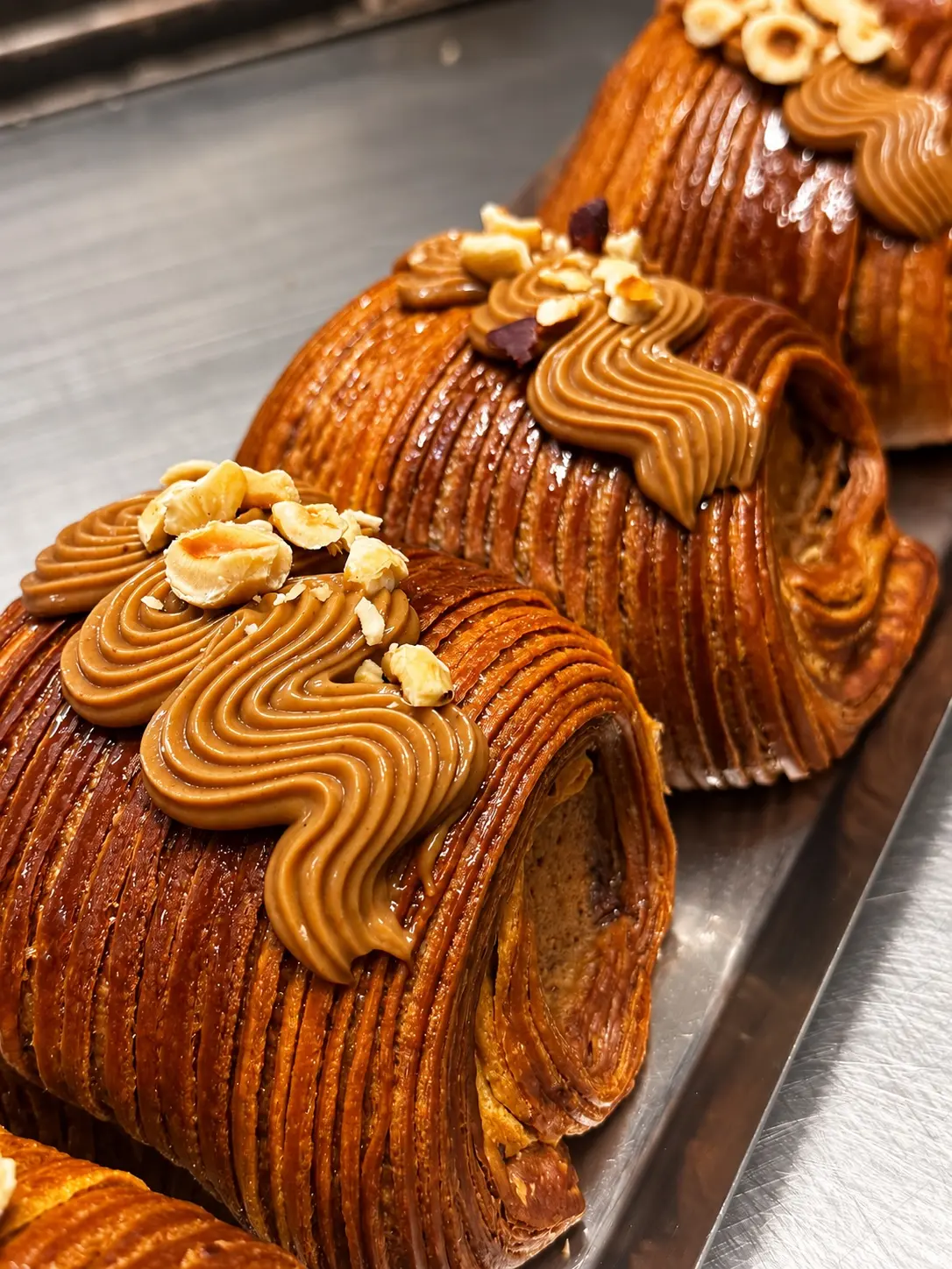 Viennoiserie con crema e nocciole del Bar De la Vallée
